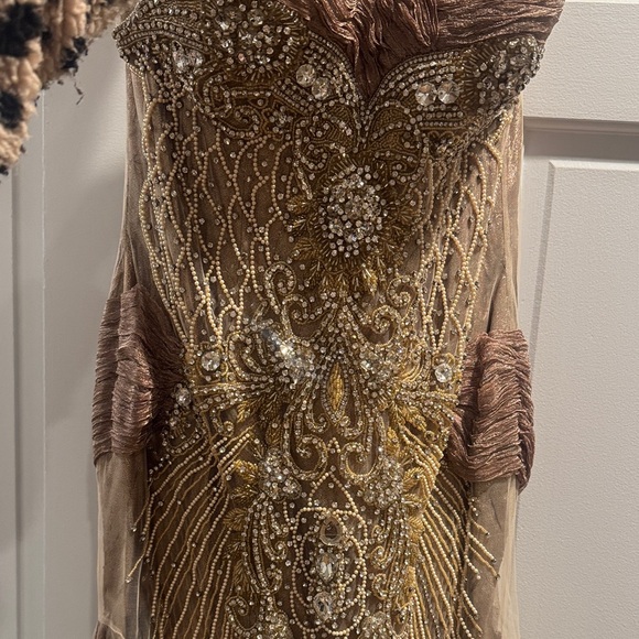 Elegant Gold and Brown Evening Gown - Picture 2 of 6
